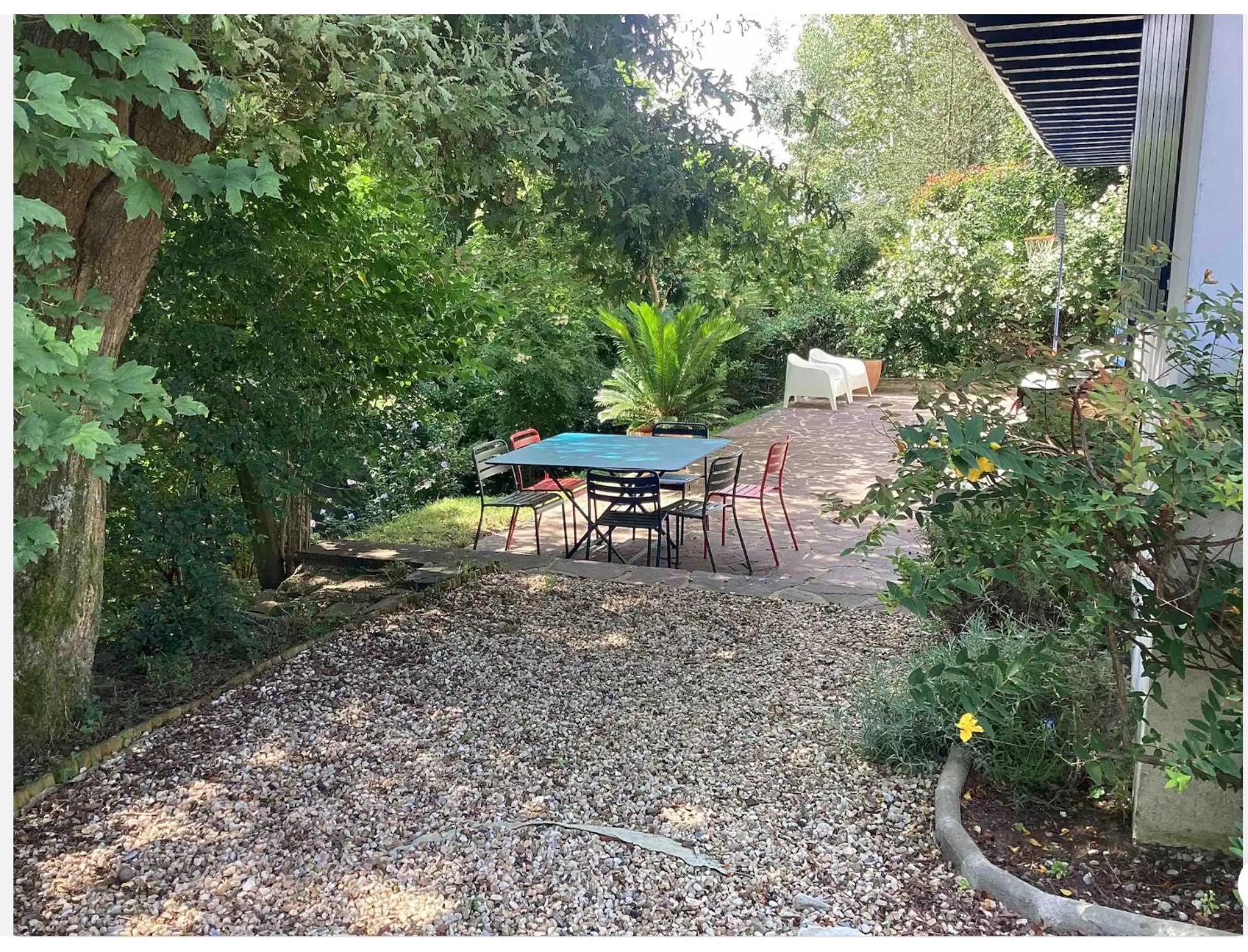 Mendiska Bed and Breakfast Μπαγιόν Εξωτερικό φωτογραφία